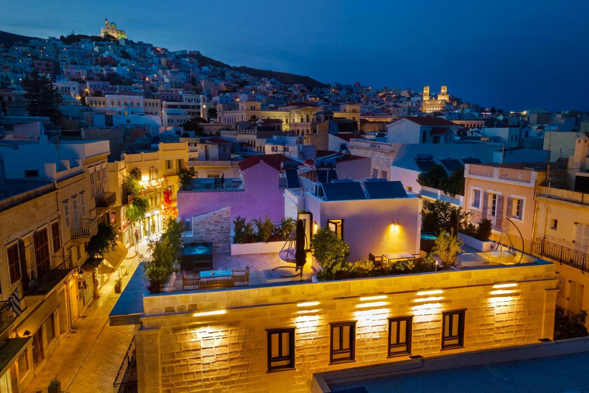 Ninemian Suites Syros Ермополи Екстериор снимка