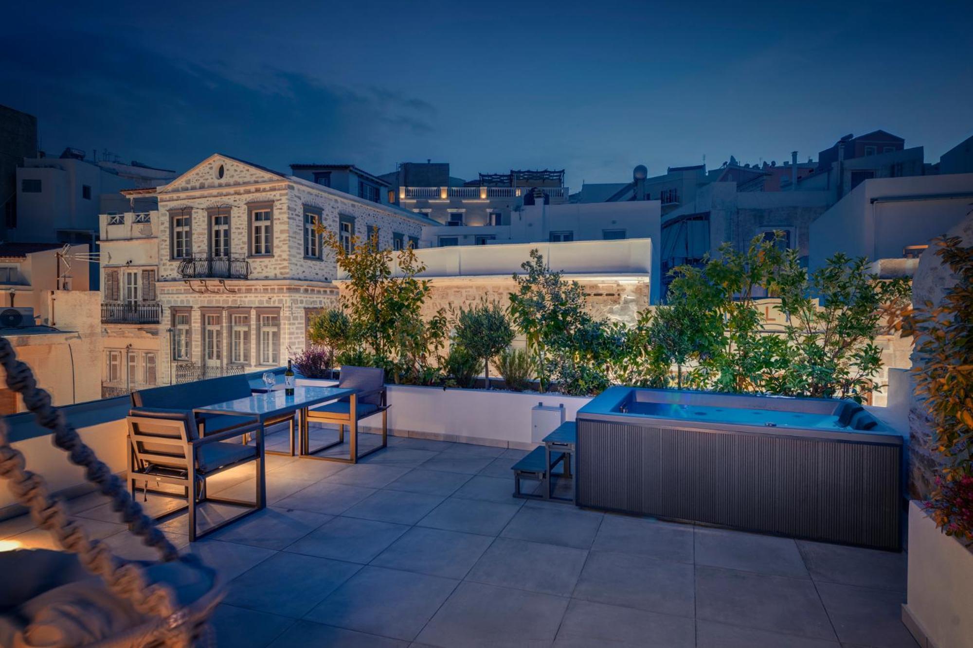 Ninemian Suites Syros Ермополи Екстериор снимка